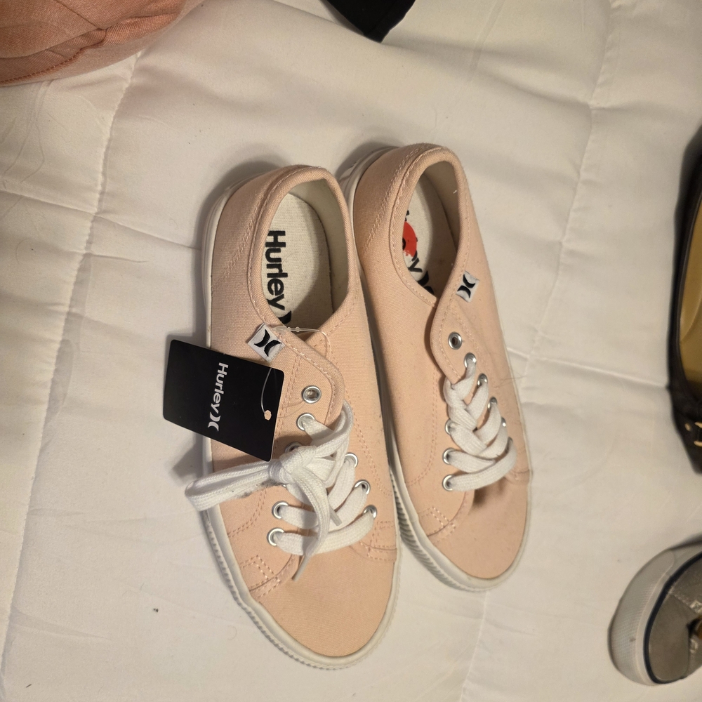 Hurley Women's Light Pink Sneakers
